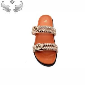 Elegant Women's Slide Sandals - Gold